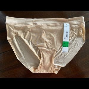 DKNY hipster silk NWT panties